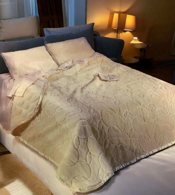 Coperta GOMITOLO Lana Merino - immagine 1